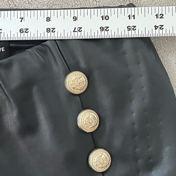 NWT Generation Love Size XS Women's Dawson Vegan Leather Button Leggings Chic - Picture 14 of 16